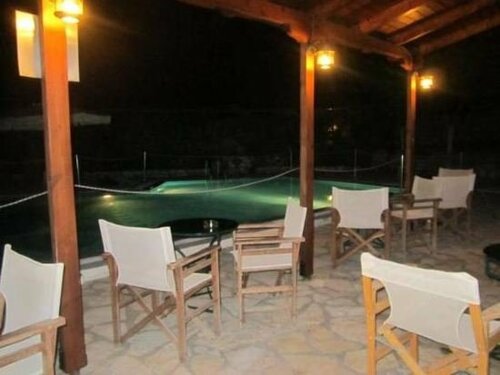 POROS BEACH camping- studios, Забронировать Кемпинг Кемпинги и глэмпинги периферии Ионических островов, Кемпинг