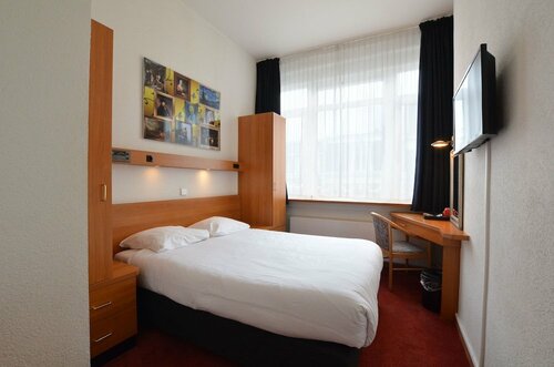 Hotel Nicolaas Witsen, Забронировать Отель Отели Амстердама с парковкой, рядом с Сарфатипарк, Парковка