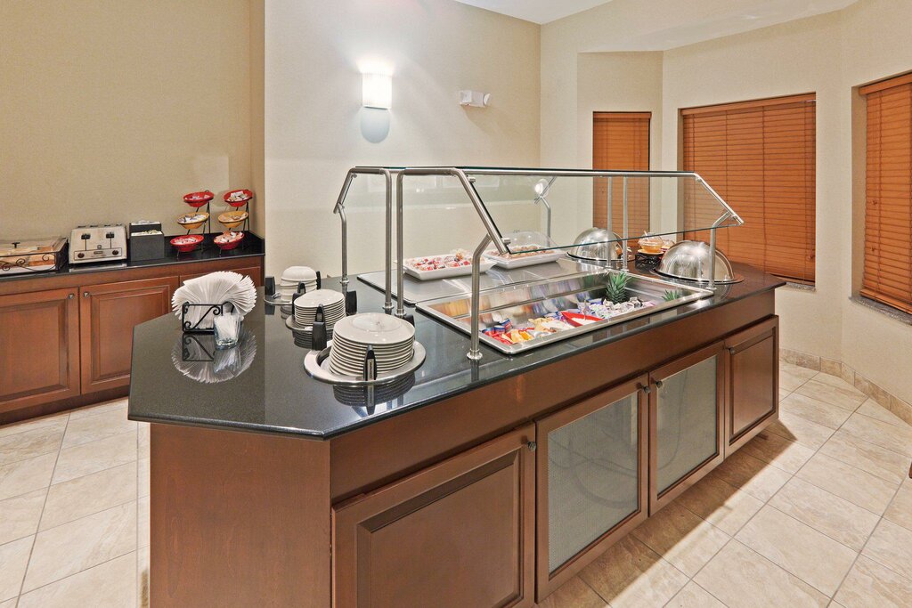 Holiday Inn Oklahoma City Airport by IHG