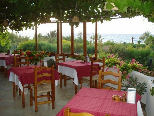 Riviera Beach Bungalows, Rezerwuj Hotel Girne Northern Cyprus