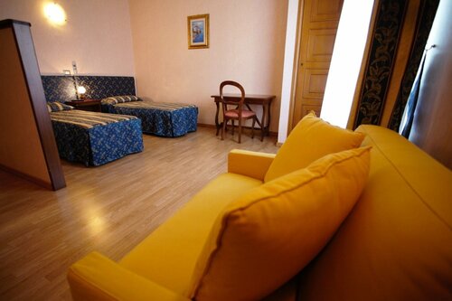 Residenza Matilde, Prenota Hotel Nomentano Roma, vicino a Quartiere Coppedè