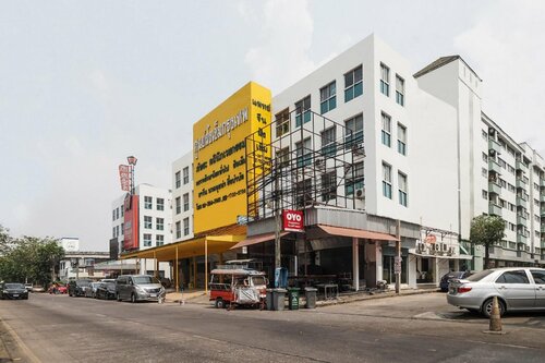 Happyland Guesthouse, Забронировать Отель Бан-Банг-Тоэй (1) , рядом с Торговый центр Лайфстор Бангкапи