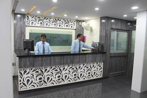 Treebo Omni Palace, Забронировать Отель Отели Индаура 3 звезды, 3*