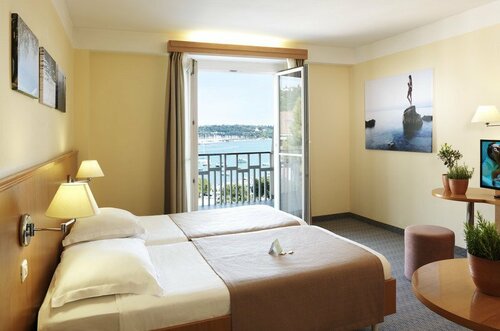 Hotel Neptun, Забронировать Отель Порторож Словенская Истрия