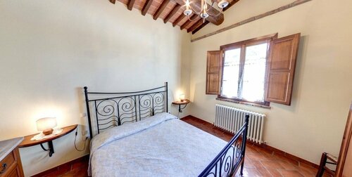 Agriturismo Il Casale Di San Miniato, Book Hotel Hoteller i San Miniato med parkering, Parkering