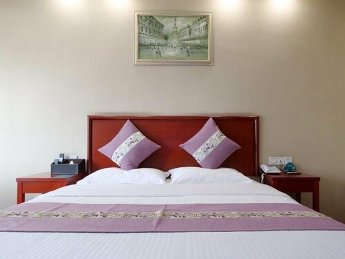 GreenTree Inn ChiZhou QinGYAng Miaoqian Road Rongxing Building Business Hotel, Book Hotel Chengdong Anhui