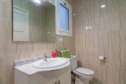 BBarcelona Calabria Flat, Забронировать Апартаменты/квартира Отели Барселоны с парковкой, Парковка