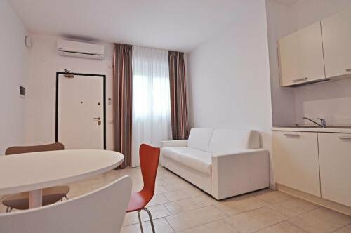 BB Hotels Aparthotel Visconti, Забронировать Апарт-отель Апарт-отели Милана, Апарт-отель