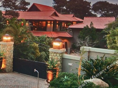 Cowrie Cove Guest House, Забронировать Гостевой дом Гостевые дома Умхланга, Гостевой дом