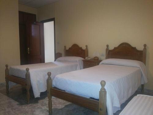 Hotel Vasco Da Gama, Забронировать Отель Сабарис 