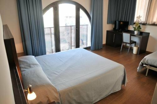 Hotel 5 Colonne, Забронировать Отель Мирано Brenta Riviera