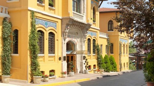 Four Seasons Hotel Istanbul at Sultanahmet, Забронировать Отель Отели Стамбула с парковкой, рядом с Дворец Топкапы, Парковка