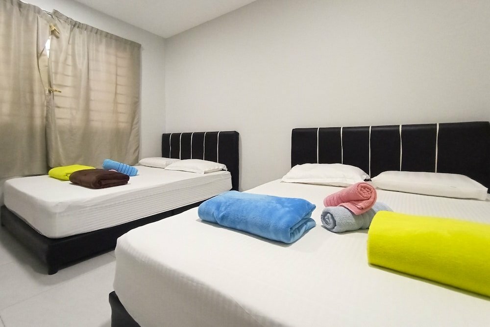OYO HOME 90261 Hom2rex Kuching Homestay