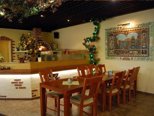 Hotel Lipa, Забронировать Отель Чадца Kysuce