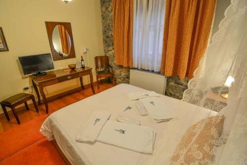 Karyatis Resort, Забронировать Курортный отель Отели Пелопоннеса 3 звезды, 3*