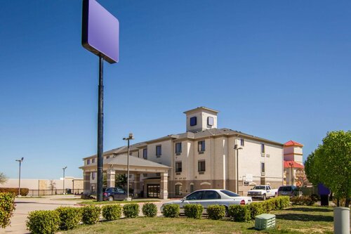 Clarion Inn & Suites Weatherford South, Reserva ahora Hotel Weatherford 