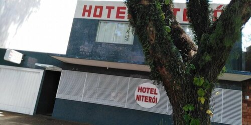 Hotel Niteroi, Забронировать Отель Отели в центре Каскавел с завтраком, отели в центре Каскавел с завтраком