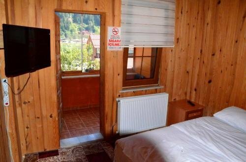 Danis Otel Ve Restoran, Забронировать Мотель Отели Trabzon Region с парковкой, Парковка