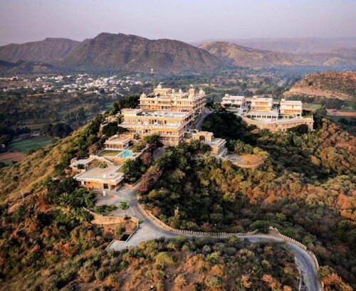 Fateh Garh Resort by Fateh Collection, Забронировать Курортный отель Отели Удайпур с парковкой, Парковка