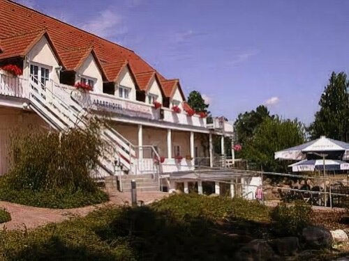 Aparthotel Königslinie, Book Lejlighedshotel Sassnitz Rügen