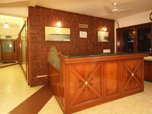 Konkan Crown Resort & Club, Забронировать Курортный отель Отели Вагатор с завтраком, Завтраки