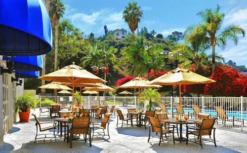 Sheraton Mission Valley San Diego Hotel, Забронировать Отель Мишен-Вели Сан-Диего
