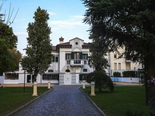 Relais Totì BeB bed e breakfast, Забронировать Отель «постель и завтрак» Мольяно Венето Венето