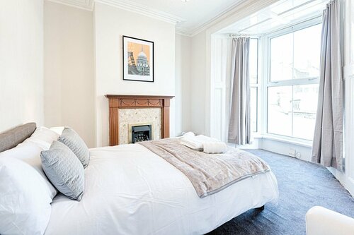 Swansea Town House - 5 min to City Ctre, Забронировать Отель Суонси 