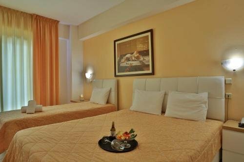 Hotel Ilion, Varaa Hotelli Hotellit Thessalia aamiaisella, Aamiainen