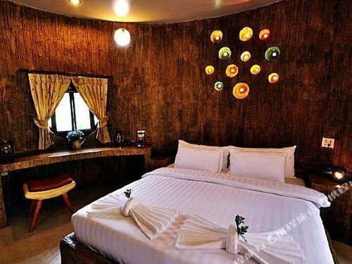 Muangthongthani Resort Nakhon Ratchasima, Забронировать Курортный отель Курортные отели Нон-Сунг, Курортный отель