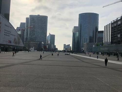 Hôtel de Paris La Défense, Забронировать Отель Отели Дефанс с завтраком, Завтраки