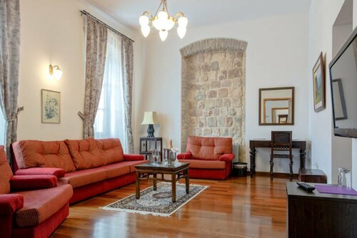 B&B Heritage Villa Apolon, Réserver Villa Hôtels à Croatian Islands avec repas, Demi/complète pension