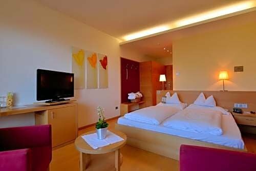 Schenna Resort, Забронировать Отель Сцена Трентино-Альто-Адидже