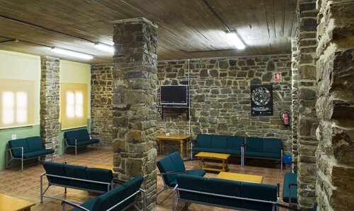 Albergue Inturjoven Cortes De La Frontera, Забронировать Отель Отели Кортес-де-ла-Фронтера с парковкой, Парковка