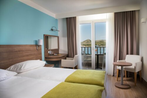 Maistra Select Astarea Hotel, Забронировать Отель Млини Cavtat Coast