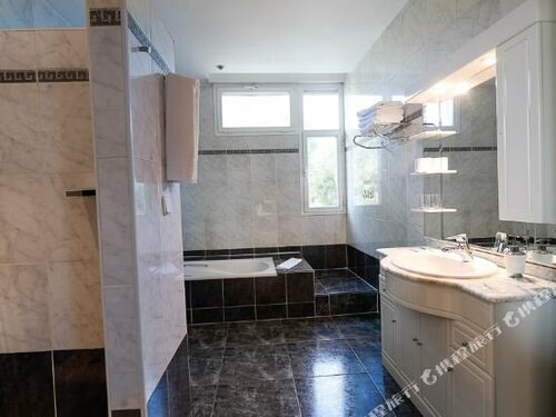 Hostal Escala Suites, Foglalás Panzió Hortaleza negyed Madrid