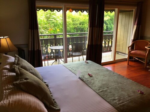 Paradise Bay Resort, Buchen Sie Resort Kaneohe Windward Coast