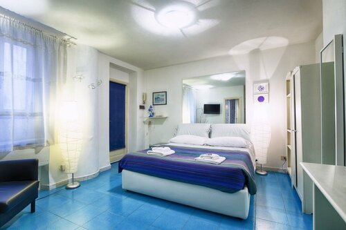 HT Residence Maximus, Забронировать Гостевой дом Отели Рима с парковкой, рядом с Santa Maria ai Monti, Парковка