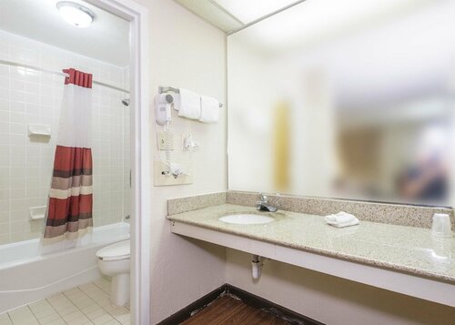 Quality Inn, Prenota Hotel Emporia Virginia