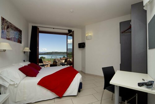 Hotel La Locanda, Забронировать Отель Кадреццате Provincia di Varese