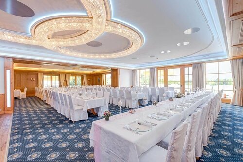 Alpenhotel Speckbacher Hof, Book Hotel Gnadenwald 
