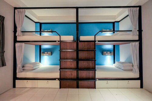 OYO 501 At Night Hostel, Забронировать Хостел Хостелы Пхукета Таун, рядом с Старый город Пхукета, Хостел