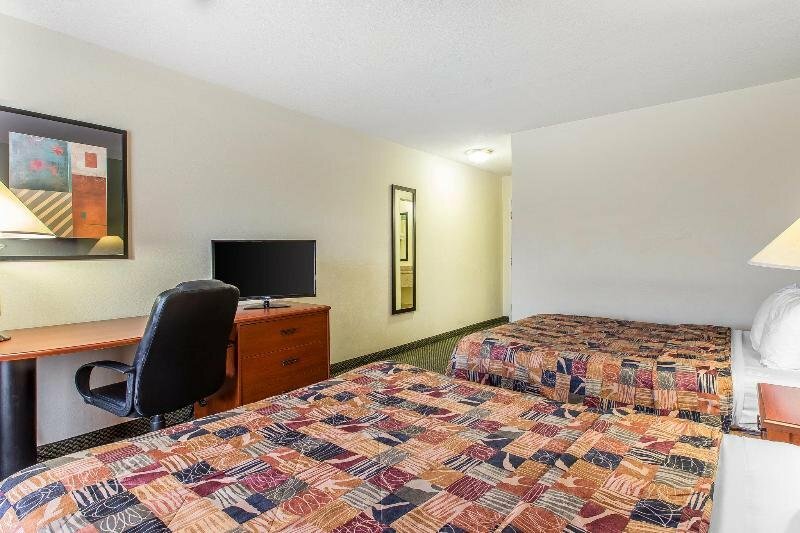 Sleep Inn & Suites