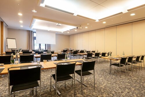 Hotel Paris Marne-la-Vallee by IHG, Забронировать Отель Отели Иль-ле-Вильнуа 4 звезды, 4*
