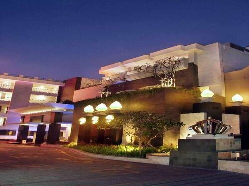 Aston Kuta Hotel and Residence, Đặt Khách sạn Khách sạn tại Kuta có Bãi đậu xe, Bãi đậu xe