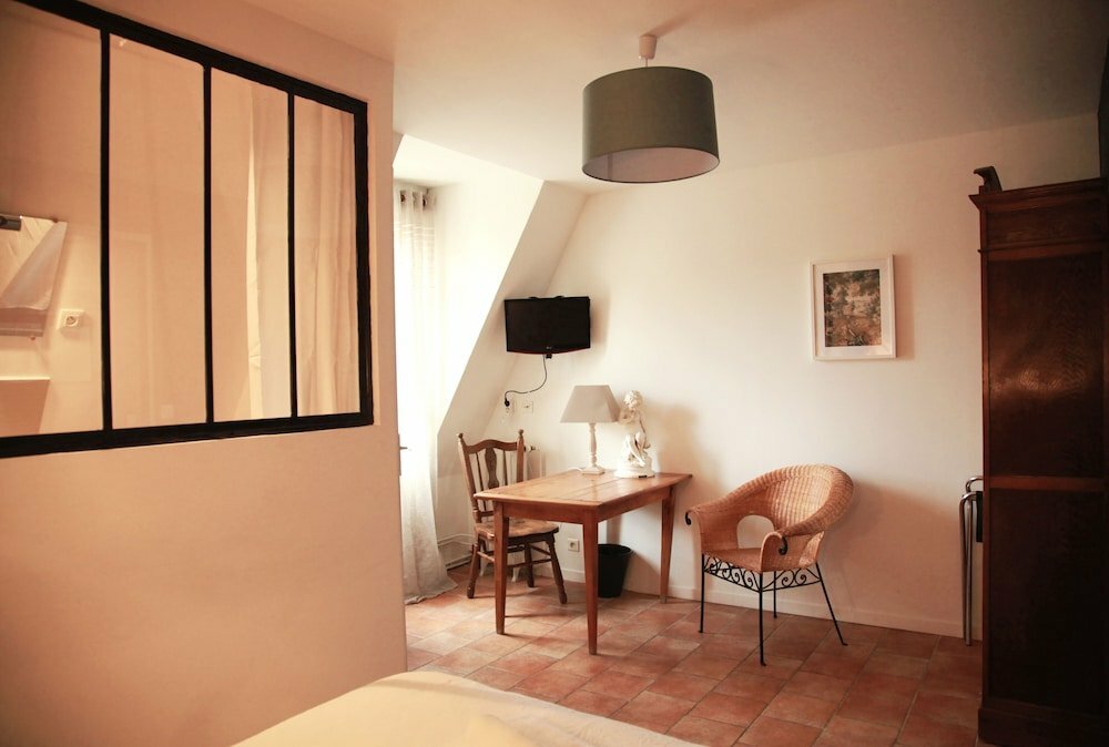 Logis Hôtel Bellevue