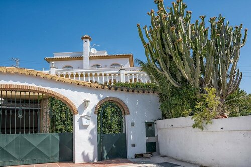 Villa Solea Calahonda, Забронировать Отель Ситио-де-Калаонда Коста-дель-Соль