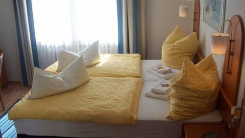 Hotel Merlin Garni, Забронировать Отель Дойц Кельн