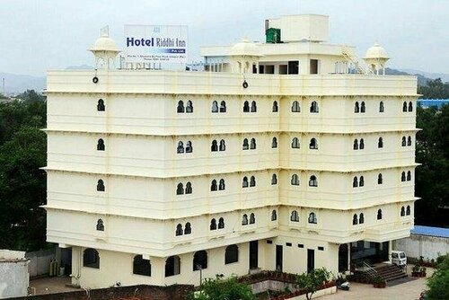 Hotel Riddhi Inn, Забронировать Отель Отели Бедла с парковкой, Парковка
