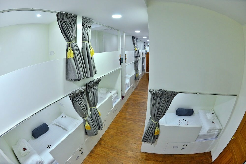 Backpacker Hostel - Adults Only